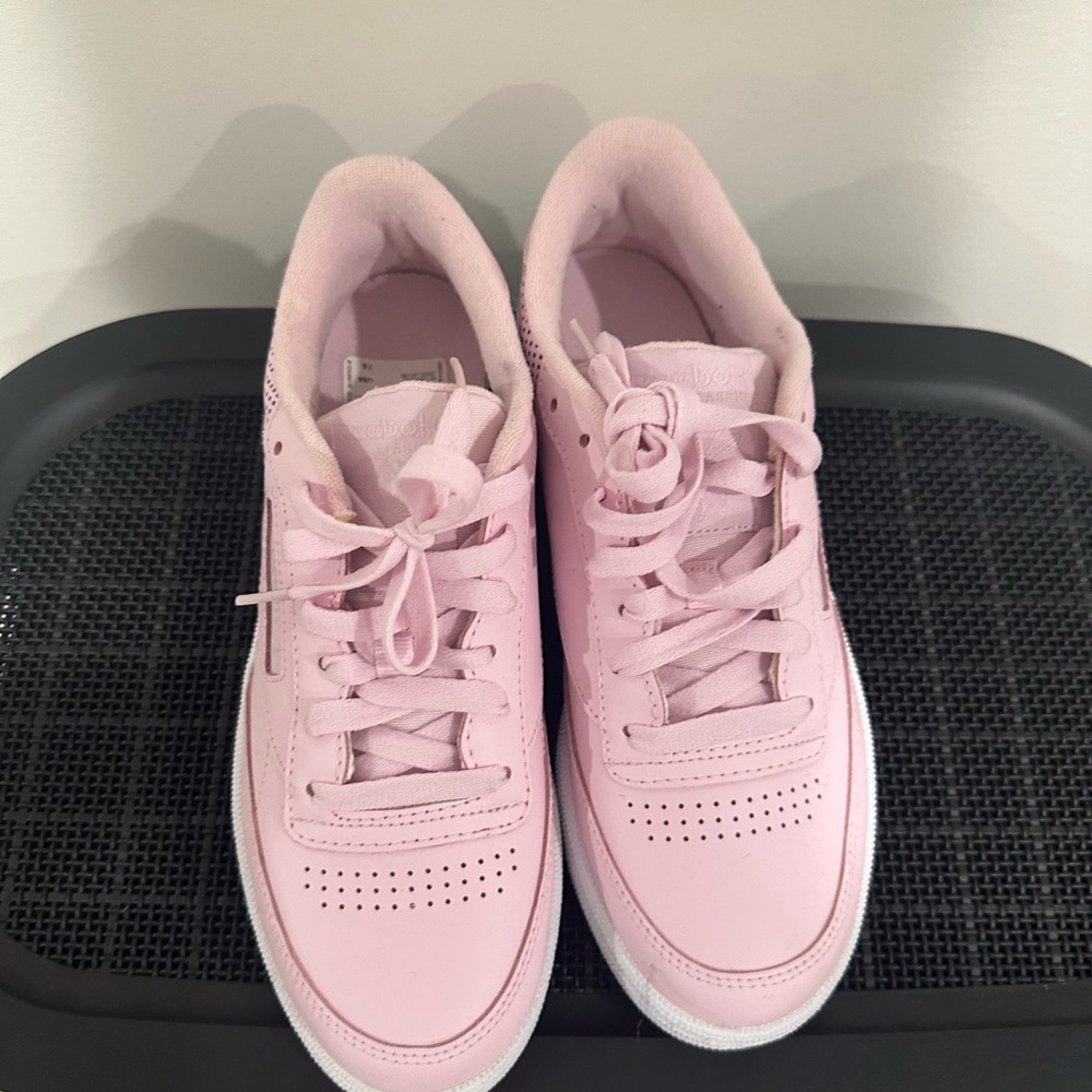 Reebok Women's Light Pink Sneakers